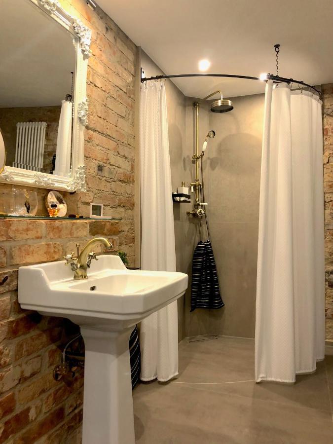 Strohhutmanufaktur Appartement Dresden Buitenkant foto